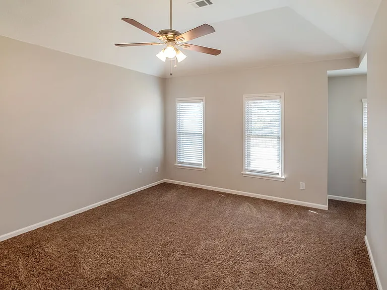 2776 Fletcher Park Cir E — Photo 10