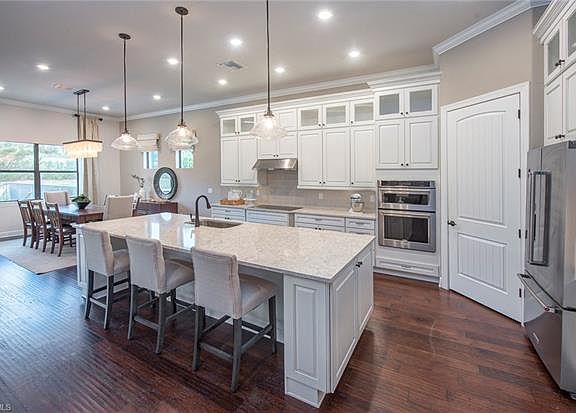 5th image of 14462 Pine Hollow Dr