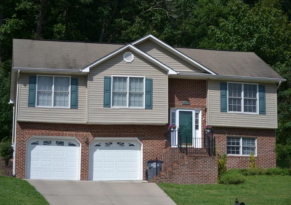 1st image of 1040 Carrington Ct