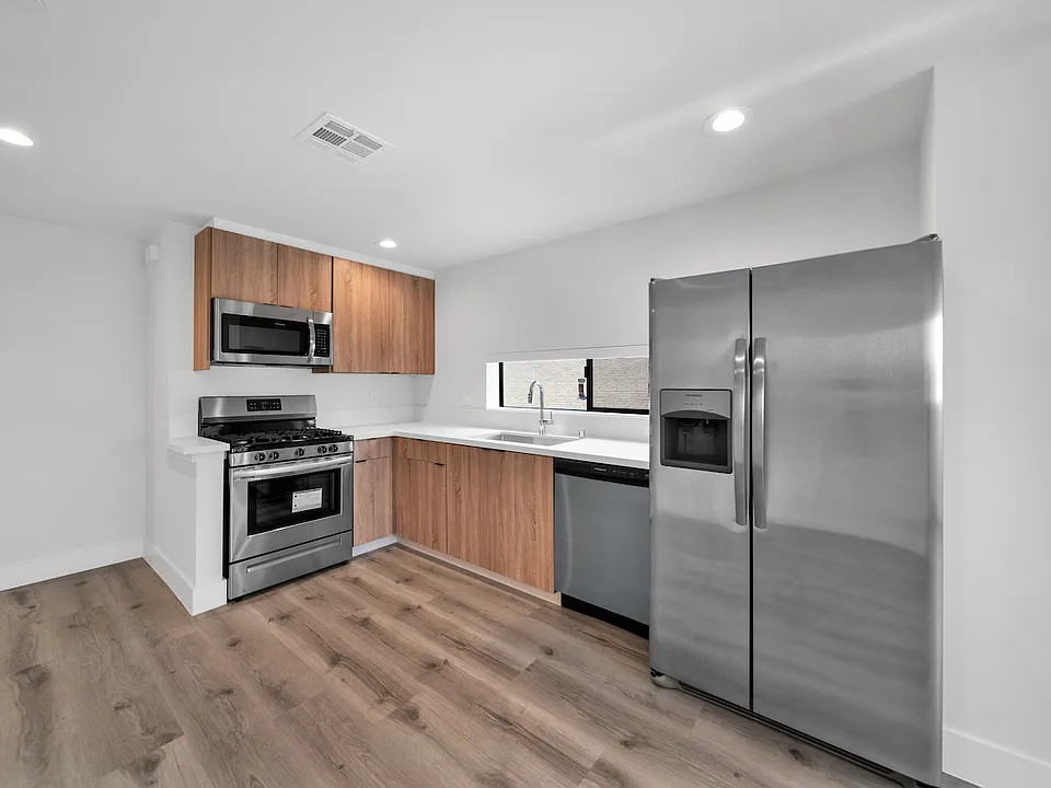 11522 Emelita Property LLC