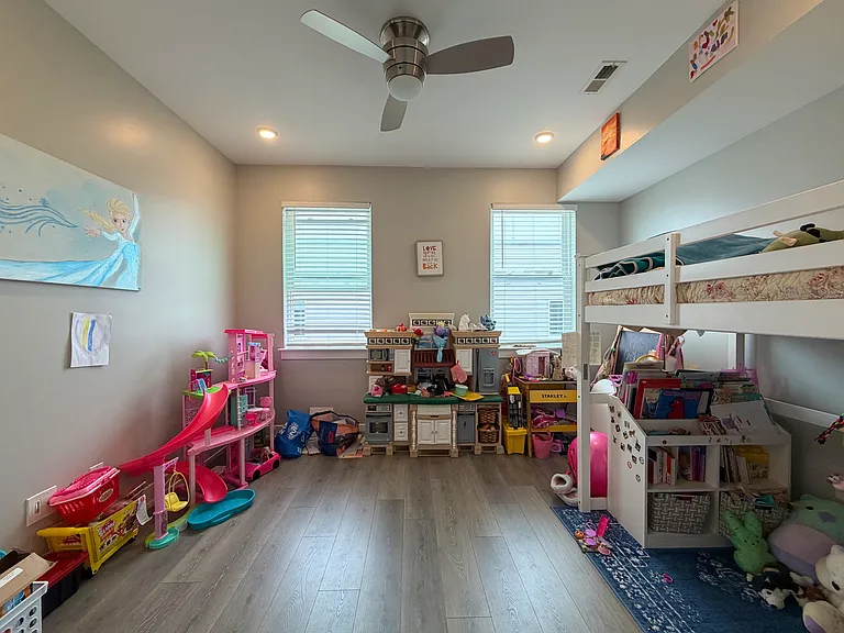 2535 N Howard St #2 — Photo 15