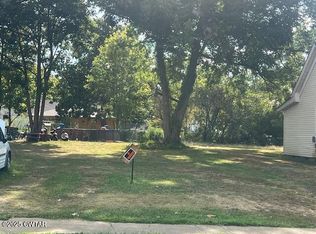 112 S 17th Ave, Humboldt, TN 38343