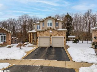 524 Country Clair Pl, Kitchener, ON N2A4M7
