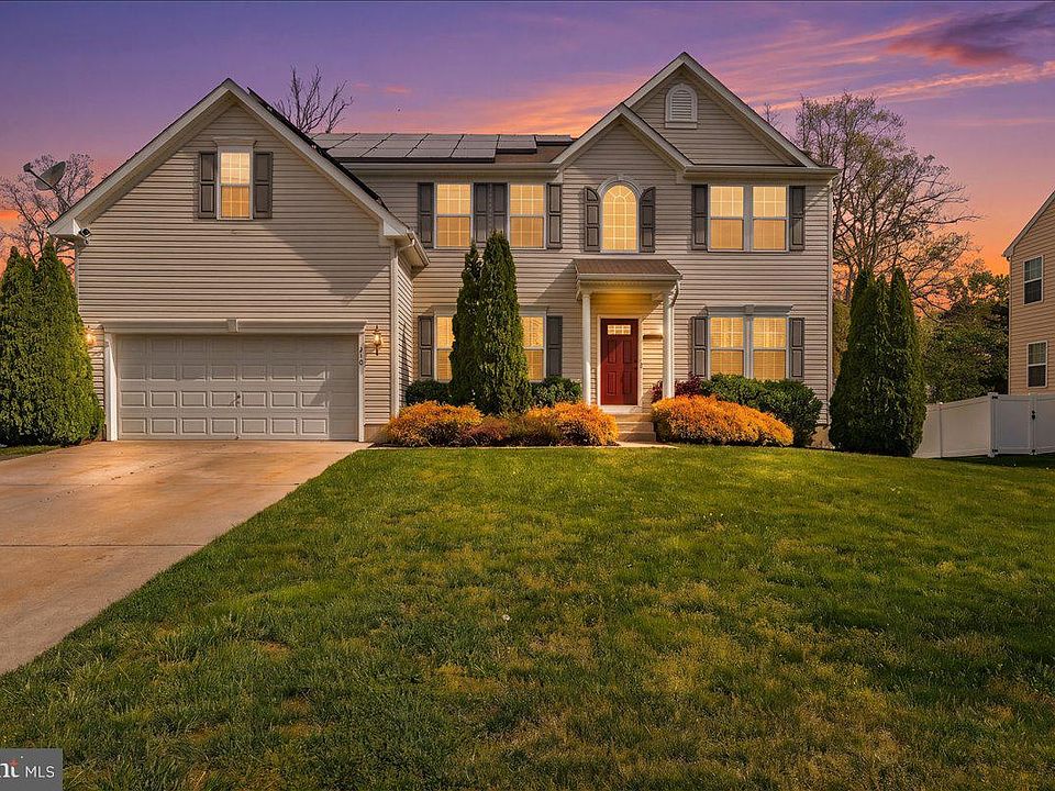 1st image of 256 Staggerbush Rd