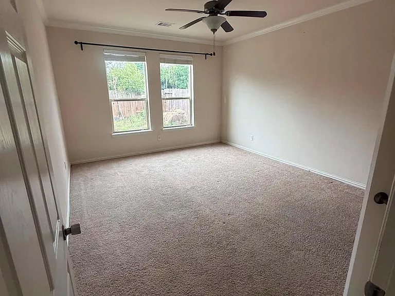 19806 Amber Village Ln — Photo 35