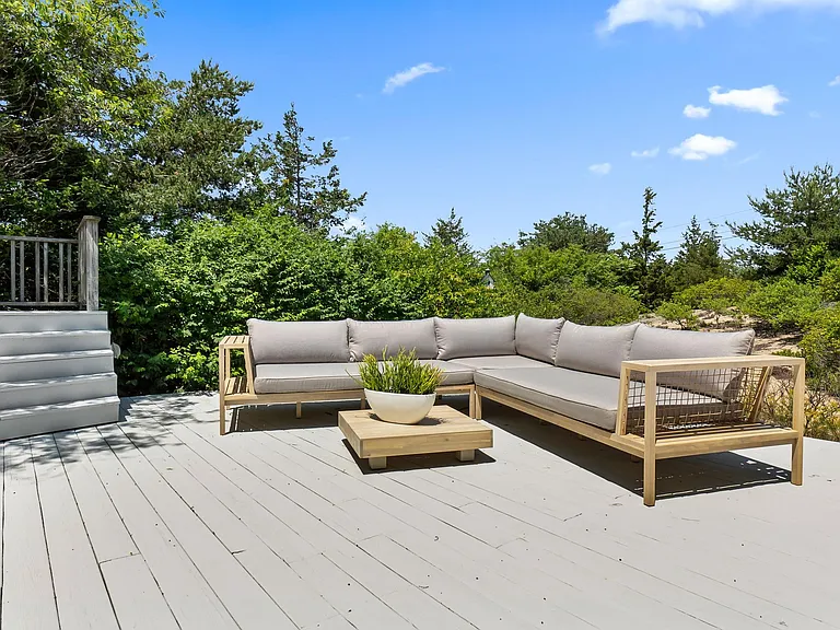 12 Girard Way — Photo 33