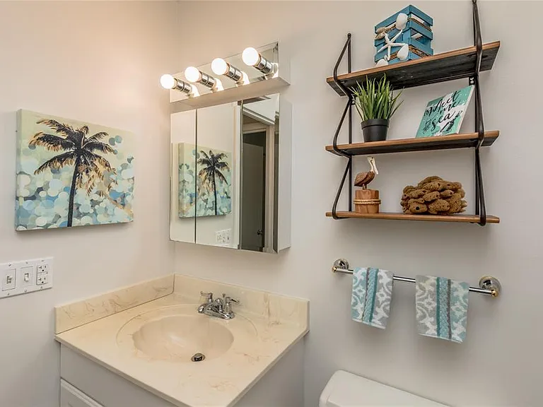 5 Vista Palm Ln #203 — Photo 15