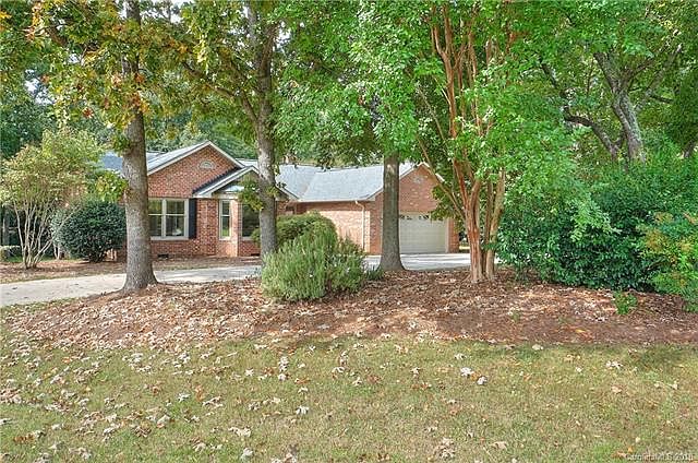 1st image of 130 Teakwood Ln