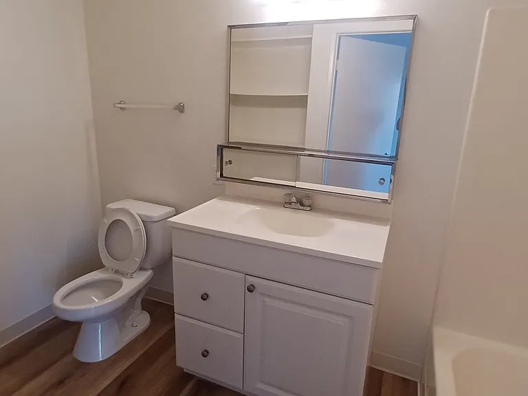 Aeg 55+ Senior Property in the Heart of HIllcrest — Photo 8