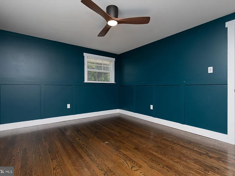 102 Sycamore Rd — Photo 18
