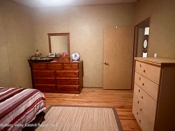5th image of 106 Deer Haven Lane