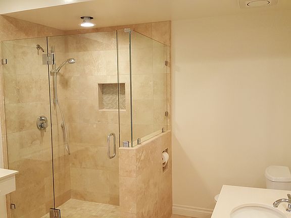 New shower travertine