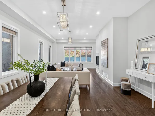 392 Farrell Rd, Vaughan, ON L6A 4W8