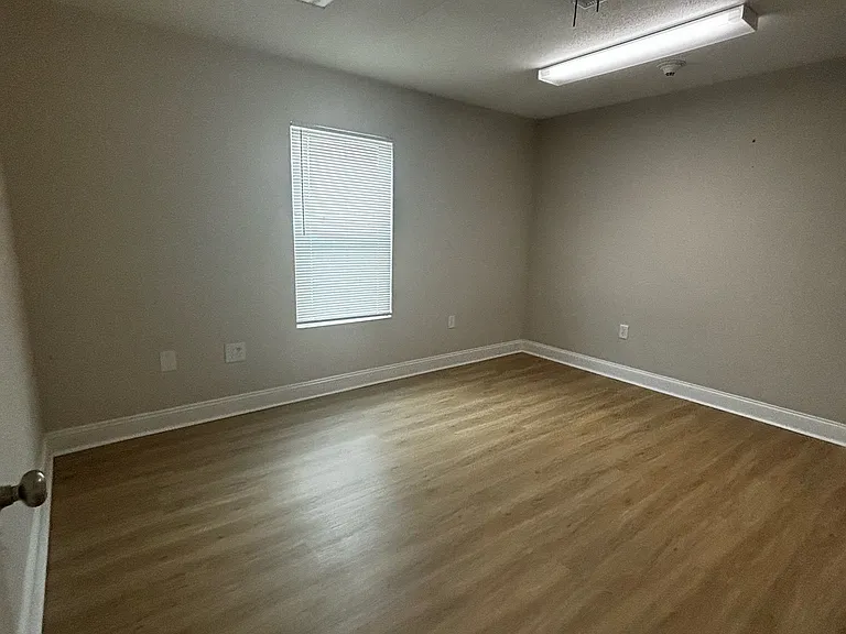 124 Worthington Dr NE #A — Photo 6