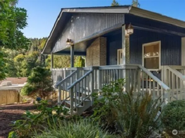 18808 SE 109th St, Issaquah, WA 98027