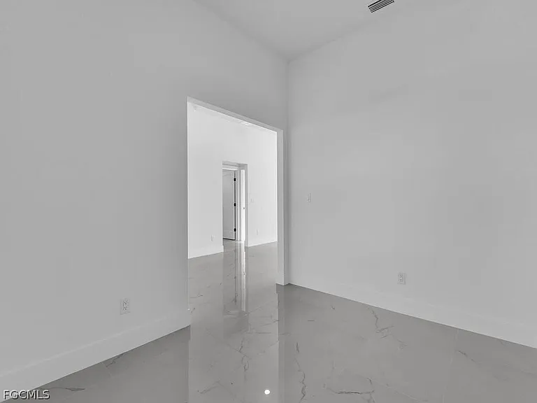1839 Lockhaven Ct — Photo 6