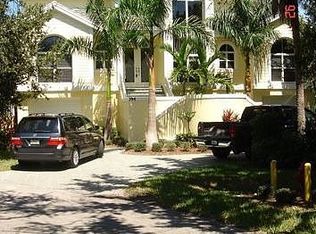 394 Gumbo Limbo Ln, Marco Island, FL 34145