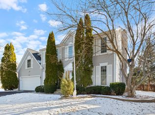 2555 Westminster Ln, Aurora, IL