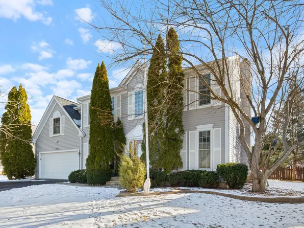 2555 Westminster Ln, Aurora, IL 60506