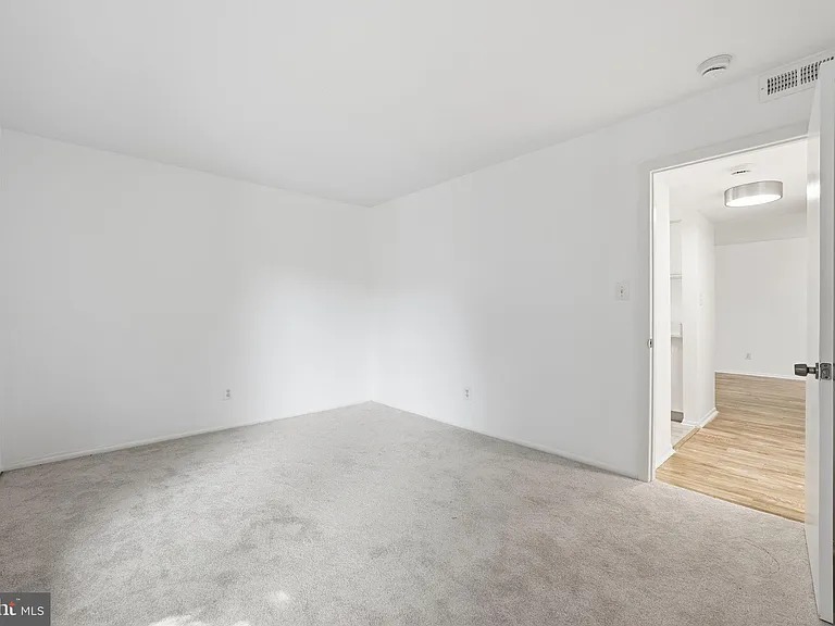 1703 Ascot Way #D — Photo 17