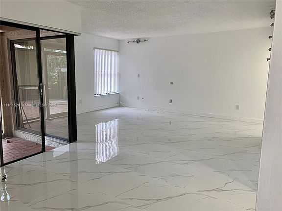4th image of 10337 NW 9th Street Cir #3-2