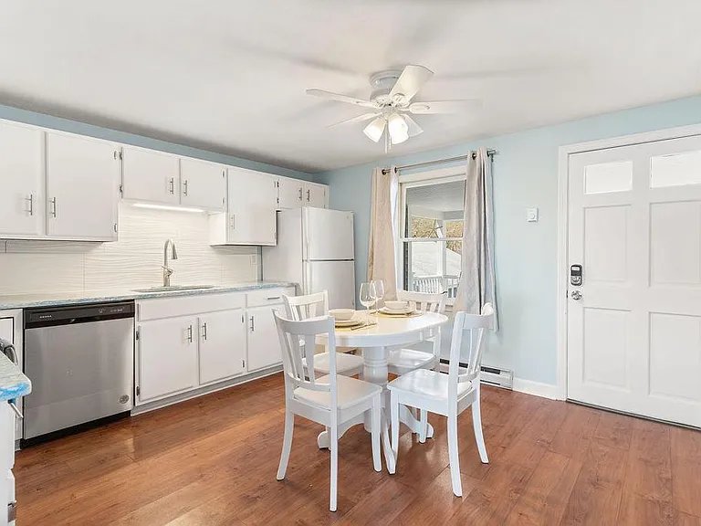 911 Ocean Blvd #9 — Photo 16
