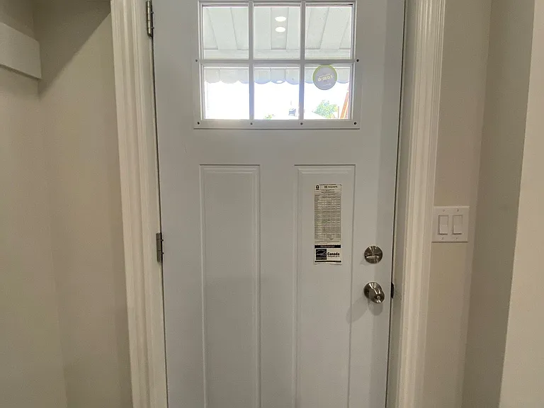 239 Main St #4 — Photo 2