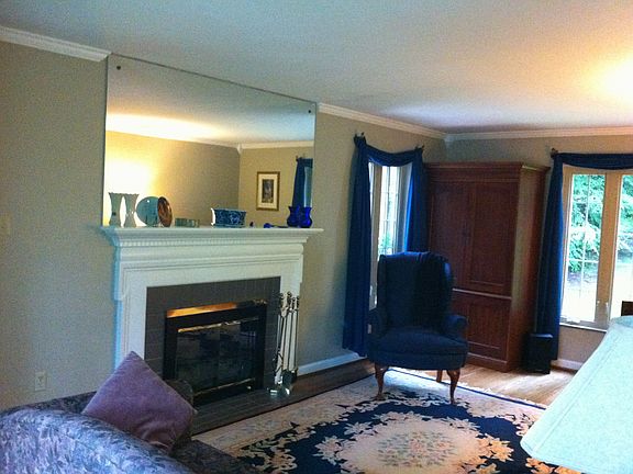 2nd image of 819 Country Club Dr