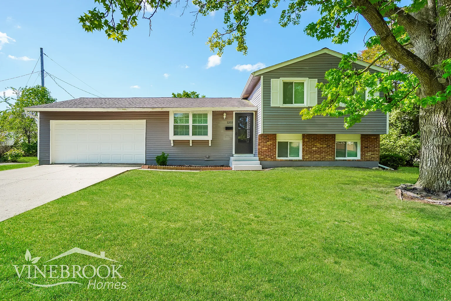 5355 Wendover Dr photo 1