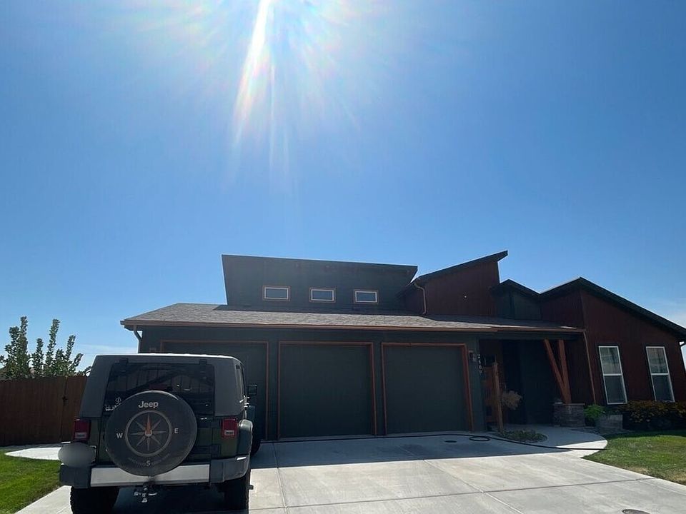 1st image of 2489 Josefine Ln