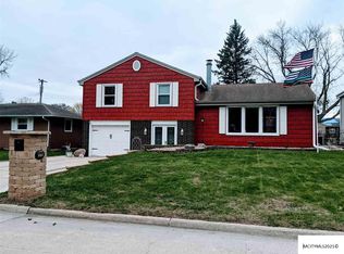 419 22nd St SW, Mason City, IA 50401