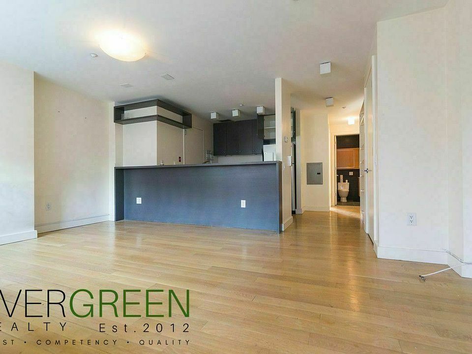 1st image of 234 Greene Ave APT 2R