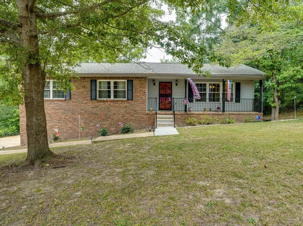 418 Peyton Dr, Hixson, TN 37343