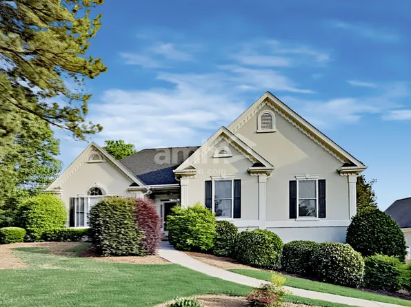 2177 Bakers Mill Rd, Dacula, GA 30019