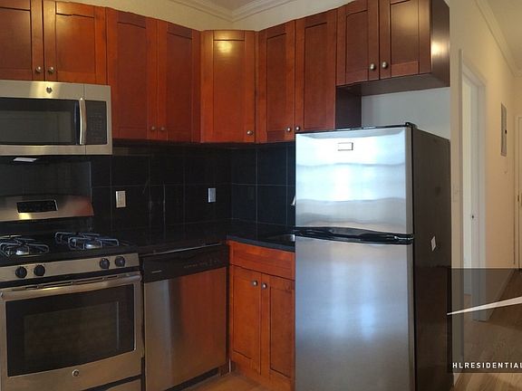 3rd image of 5601 2nd Ave #Lvl2e