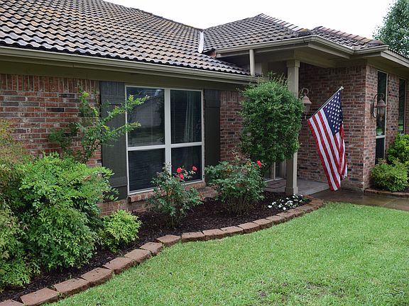 2nd image of 312 Blue Quail Ct