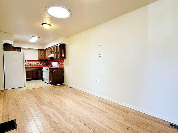 3rd image of 802 S 27th St #802