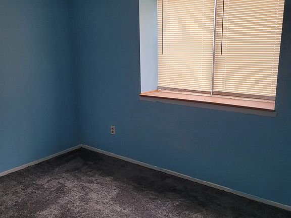 5th image of 24056 Middlebelt Rd Unit 16