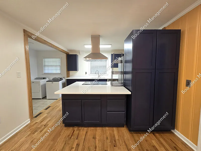 Washington Manor — Photo 4