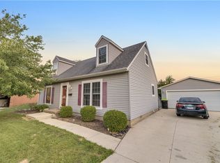 3797 Fontenac Dr, Decatur, IL 62521