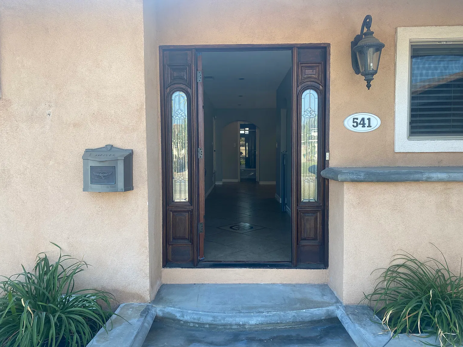 3 bed, 1480 sqft, $4,000 — Photo 2