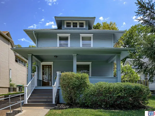 829 Turner Blvd, Omaha, NE 68105