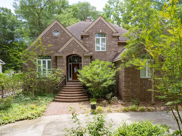 469 White Heron Court SW, Sunset Beach, NC 28468