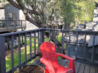 210 Oak Bay St APT 303, Rockport, TX 78382