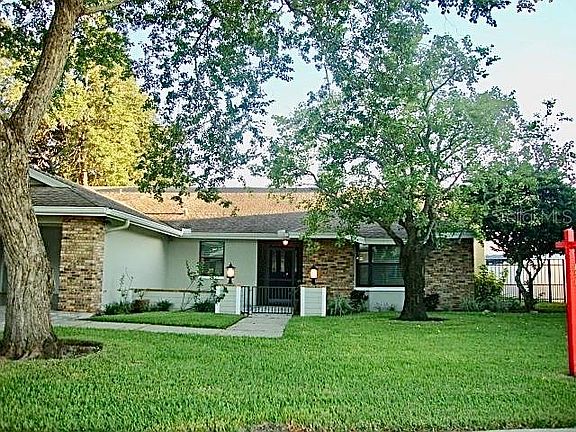 2nd image of 2372 Hidden Lake Dr
