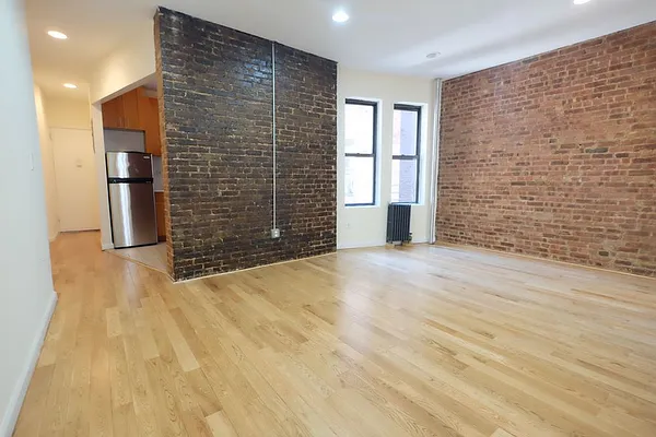 Rented by Skyward | media 23