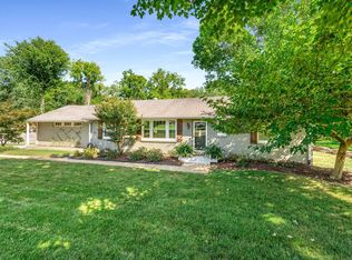 5228 Trousdale Dr, Nashville, TN 37220