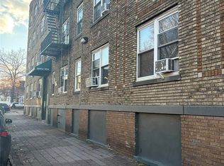 133 N Maple Ave BUILDING 133-204, East Orange, NJ 07017