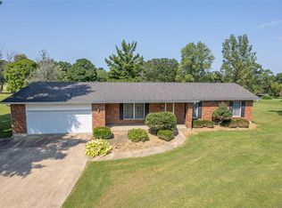 1358 Highway K, St Clair, MO 63077