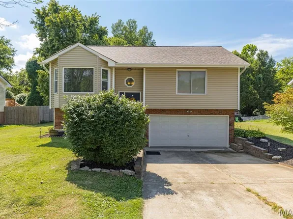 813 Virginia Ave, Festus, MO 63028